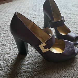 Michel Kors 7.5 heels